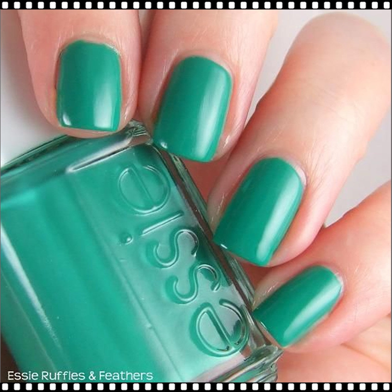 Essie Nail Polish Ruffles & Feathers 0.46 oz #875