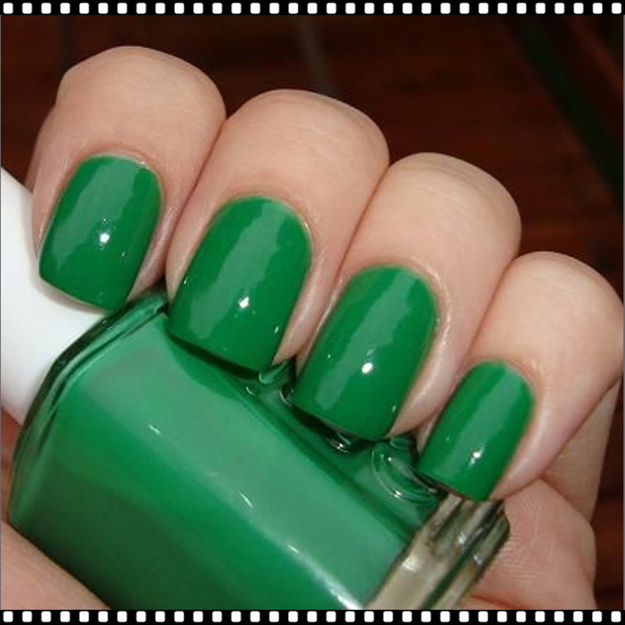 Essie Nail Polish Pretty Edgy 0.46 oz #725