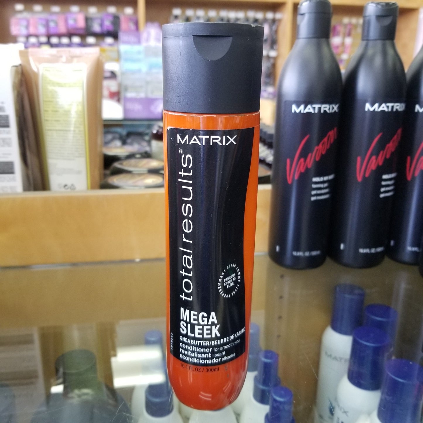 MATRIX TOTAL RESULTS SLEEK LISSE CONDITIONER 10.1 OZ #02595-Beauty Zone Nail Supply