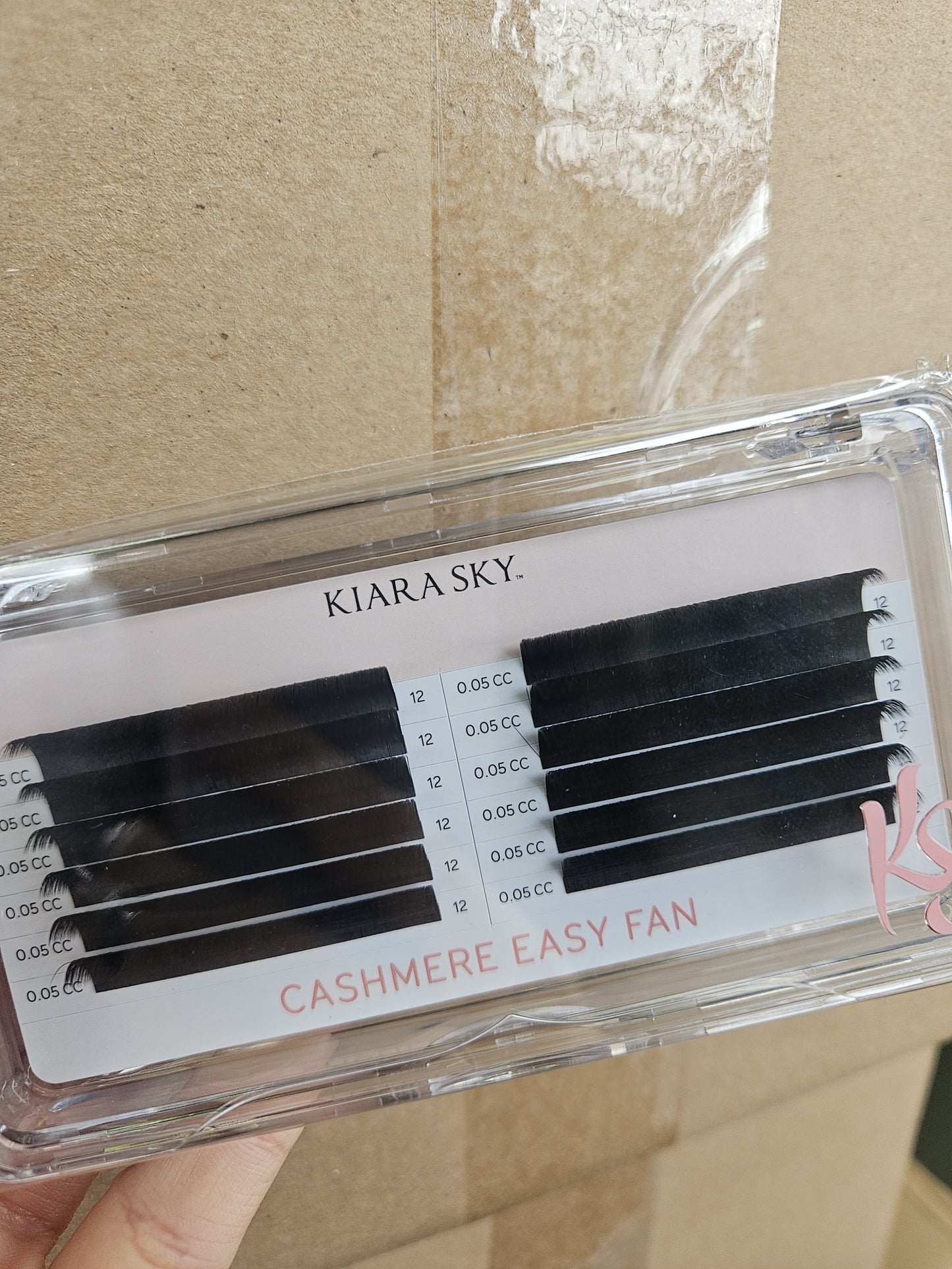 Kiara Sky Lash Extensions Cashmere Easy Fan - 0.05 - CC - 12mm CECC512