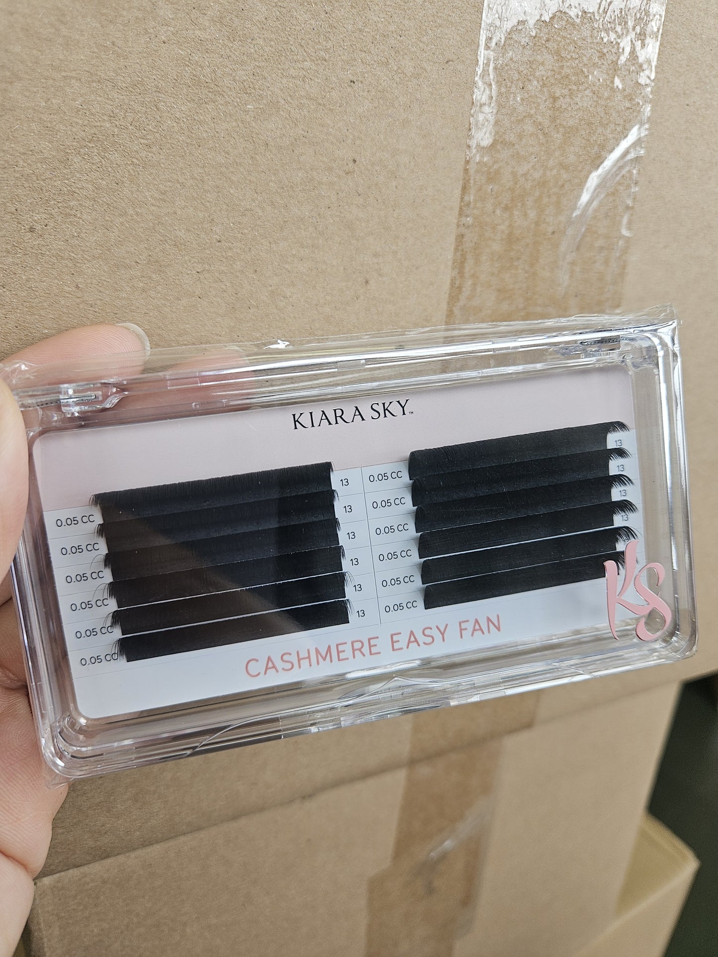 Kiara Sky Lash Extensions Cashmere Easy Fan - 0.05 - CC - 13mm CECC513