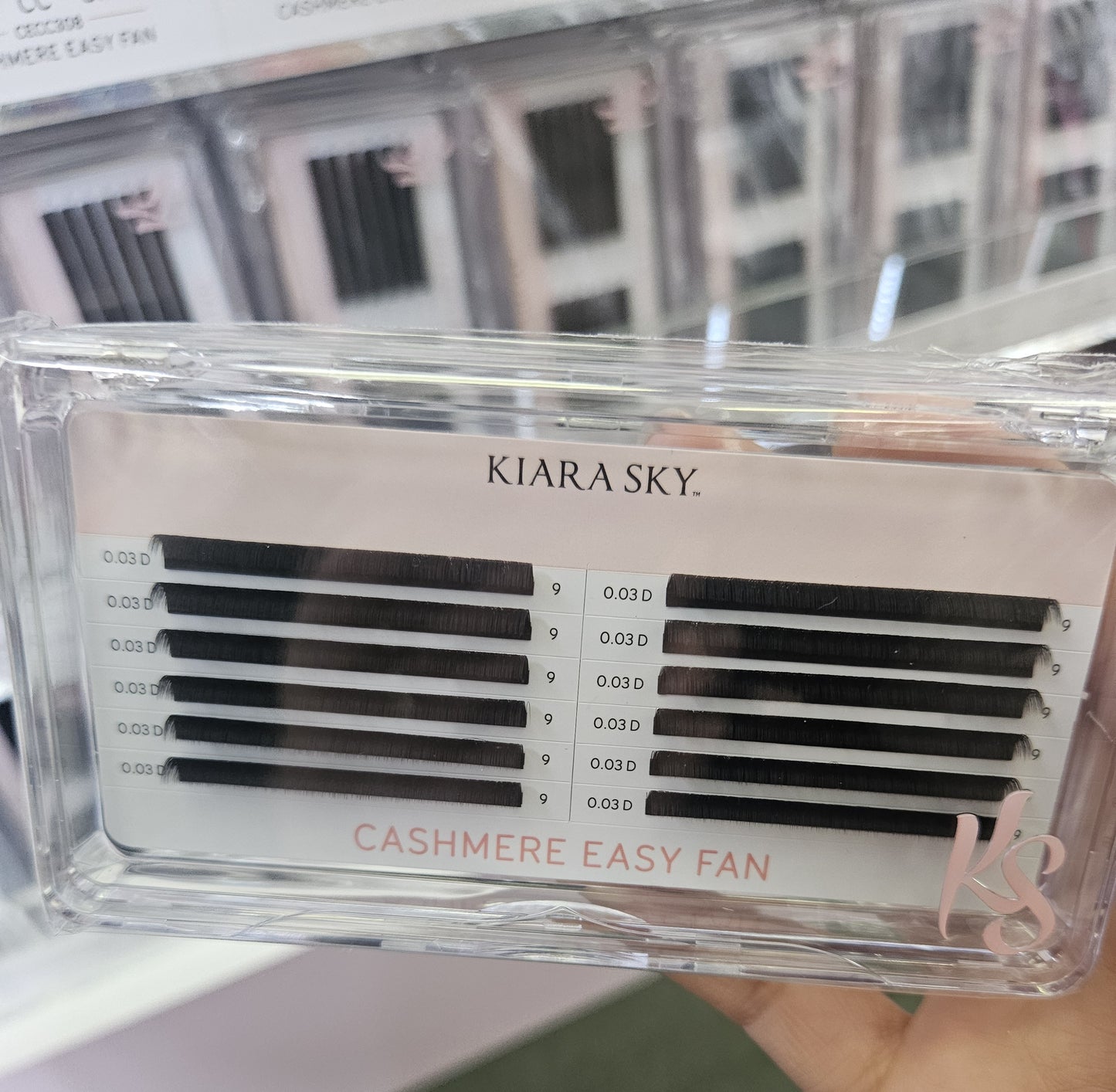 Kiara Sky Lash Extensions Cashmere Easy Fan - 0.03 - D - 9mm CED309
