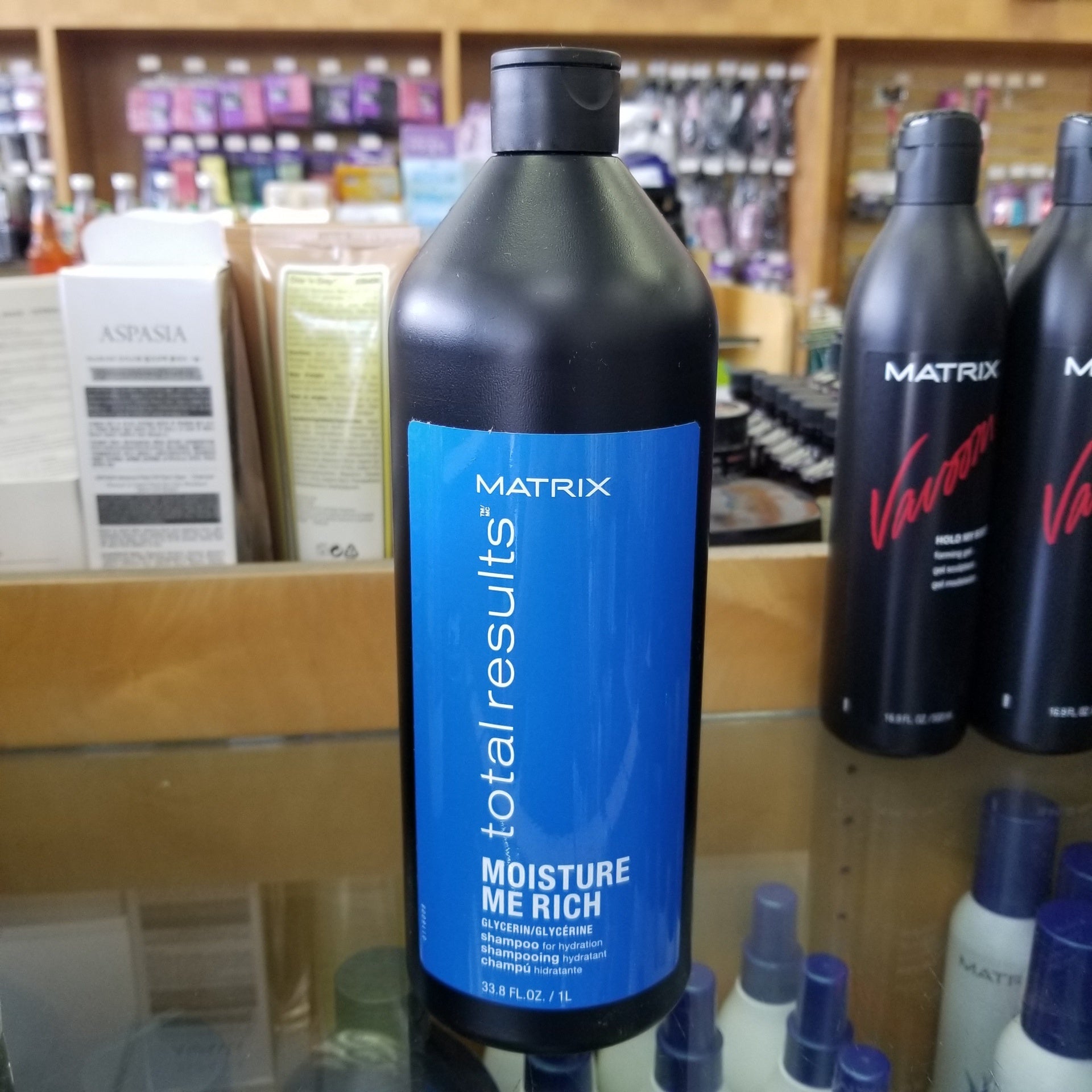 MATRIX TOTAL RESULTS MOISTURE SHAMPOO 33.8 OZ #03370-Beauty Zone Nail Supply