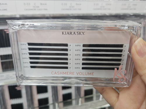 Kiara Sky Lash Extensions Cashmere Volume - 0.07 - D - 8mm CVD708