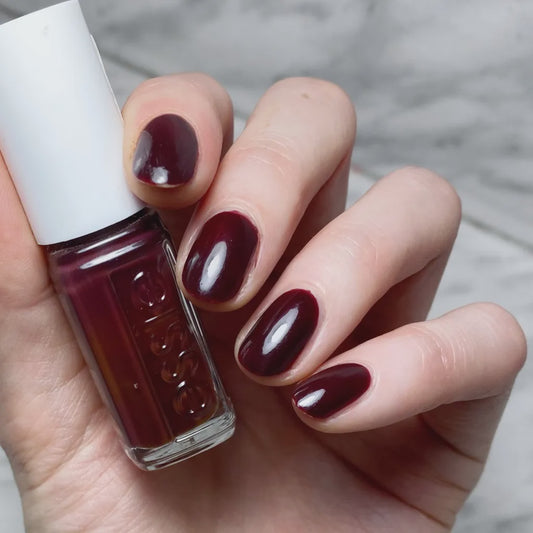 Essie Nail Polish Chocolate Cakes 0.46 oz #252