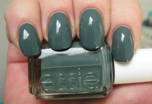 Essie Nail Polish School of Hard Rocksl 0.46 oz #772
