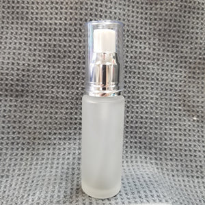 1 OZ REFILLABLE FROSTED GLASS SPRAY "SILVER"-Beauty Zone Nail Supply