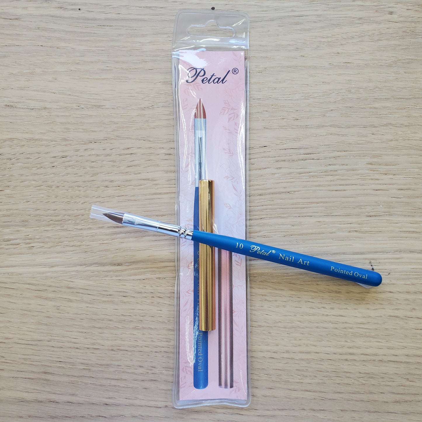 #10 Petal Nail Art Brush Pointed Oval With Cap-Beauty Zone Nail Supply