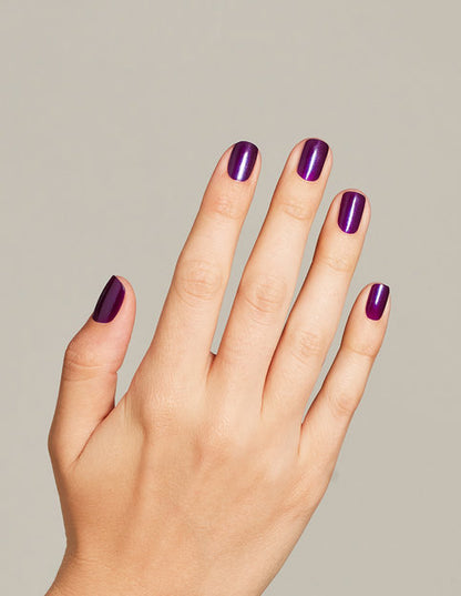 OPI Gel Polish Let's Take an Elfie 0.5 oz #HPM09-Beauty Zone Nail Supply